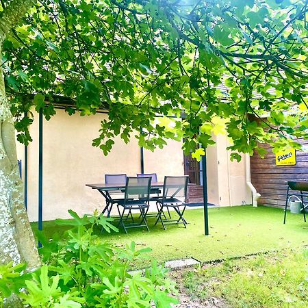 Camping La Ferme De Perdigat Limeuil Exterior foto