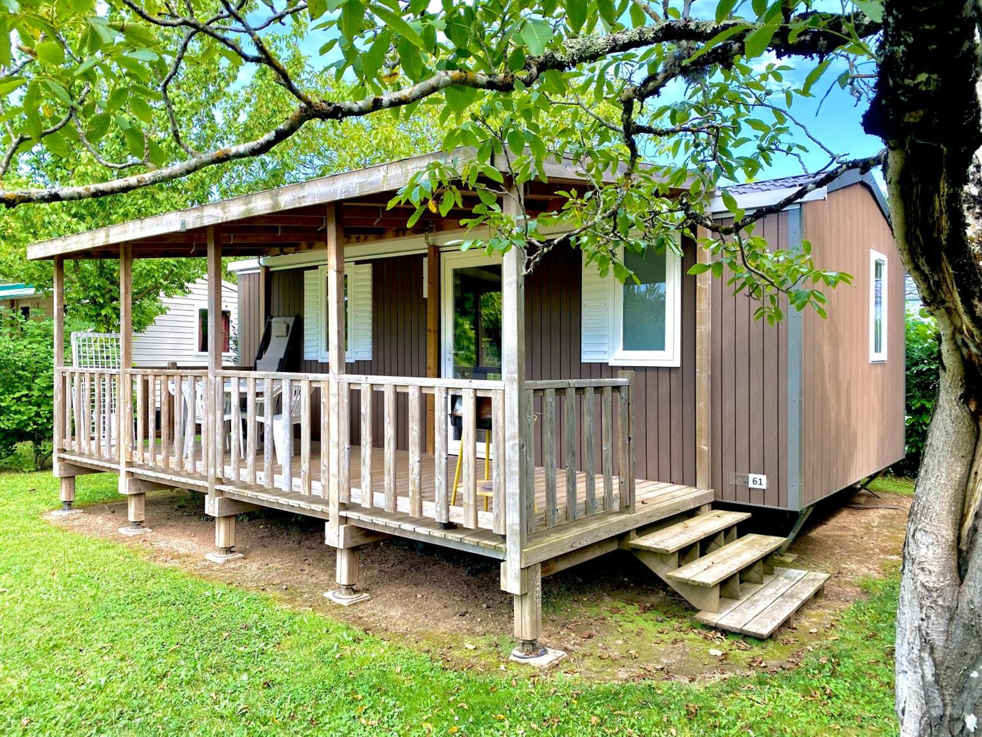 Camping La Ferme De Perdigat Limeuil Exterior foto