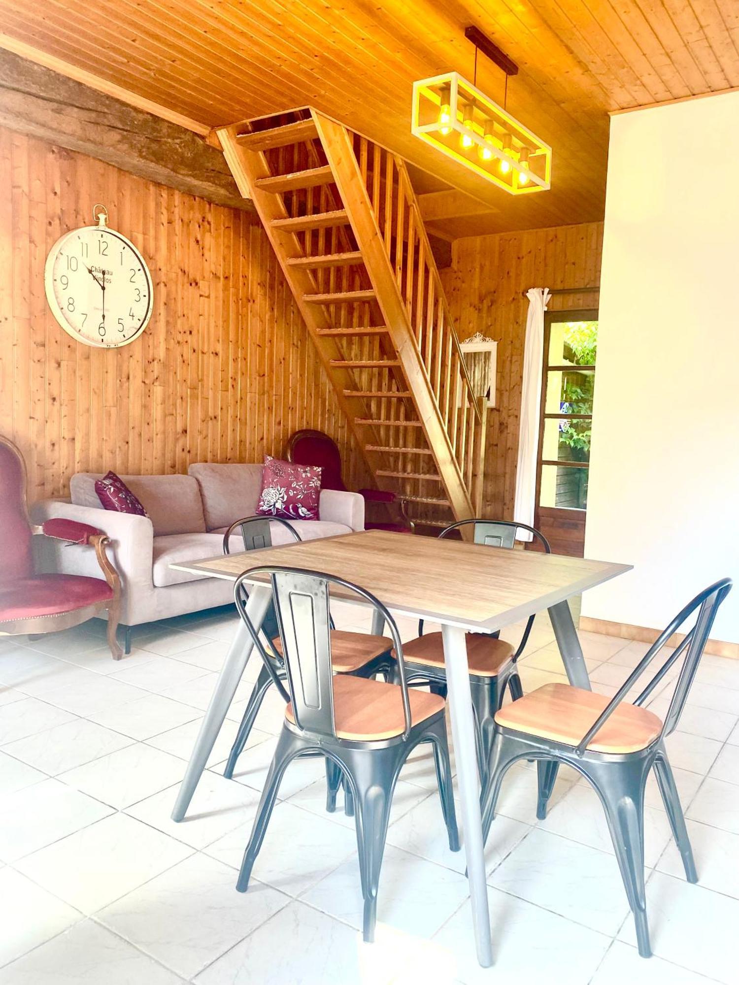 Camping La Ferme De Perdigat Limeuil Exterior foto